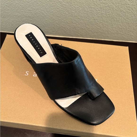 Black Women's Sanctuary Slide Sandals With Toe Loop, NWT - Picture 3 of 7